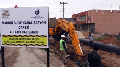 su sebekesi - Kızıltepe'nin 48 yıllık su şebekesi yenileniyor - MARDİN  Videosu