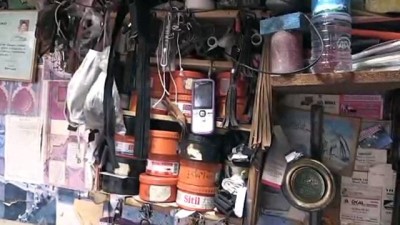 ayakkabi tamircisi - Ramazan Usta'nın 3 metrekarelik 'büyük' dünyası - KARAMAN  Videosu
