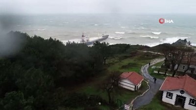 kargo gemisi -  Şile'de karaya oturan kargo gemisi havadan görüntülendi  Videosu