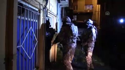 dedektor kopek - Uyuşturucu satıcılarına 'şafak' baskını - BURSA  Videosu