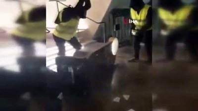  - Paris’te Kabus Gibi Gece: Sanat Eserlerini Parçaladılar