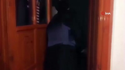 firari zanli -  Cinayet zanlıları 11 yıl sonra yakalandı  Videosu