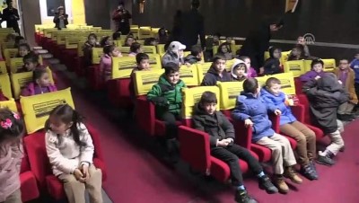 patlamis misir - 'Gezen Sinema' Bolu'daki çocuklar için kapılarını açtı - BOLU  Videosu