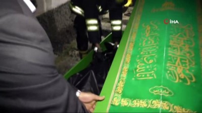 cenaze araci -  Minik Efe’nin cansız bedeni yanan evden çıkartıldı Videosu