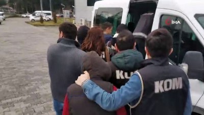 uyusturucu madde -  Samsun'da silah kaçakçılığından 6 kişi adliyeye sevk edildi  Videosu