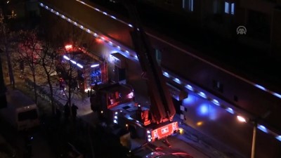 saglik ekibi - Bursa'da 7 katlı apartmanda yangın (3)  Videosu