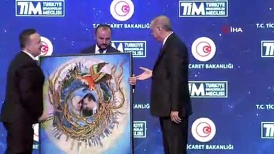 ressam -  Cumhurbaşkanı Erdoğan'a duygulandıran hediye  Videosu