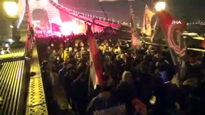 hukumet -  - Macaristan’da binlerce kişi ‘Köle Yasası’ karşıtı gösteri yaptı  Videosu