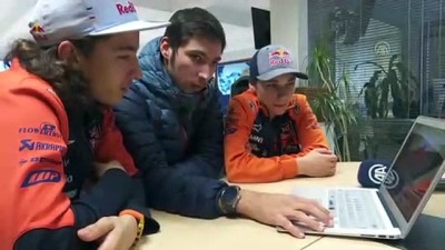 motosikletci - Milli motosikletçiler AA'nın 'Yılın Fotoğrafları' oylamasına katıldı - ANKARA  Videosu