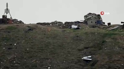 turkiye -  - PKK/YPG’li teröristler sınıra yakın yerlerdeki mevzilerden çekildi
- ABD askerinin çekilme kararının ardından PKK- YPG’liler de Türkiye sınırına yakın bölgelerdeki hendek ve tünellerden çekildi  Videosu