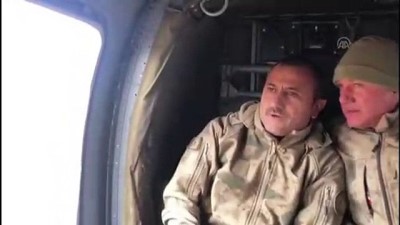 askeri helikopter - Vali Tuncel, operasyon bölgesine giderek Mehmetçik'i kutladı - TUNCELİ Videosu