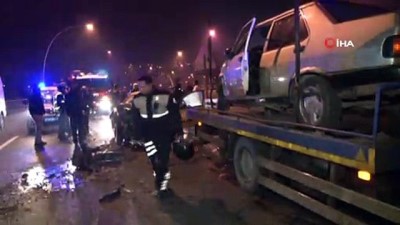 trafik onlemi -  Bulvara tersten giren araç kazaya neden oldu: 4 yaralı  Videosu