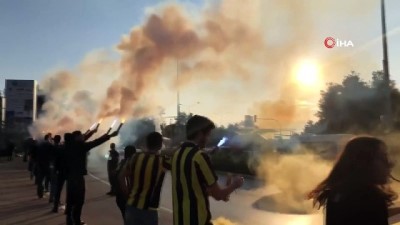 takim otobusu - Fenerbahçe, Antalya'da Videosu