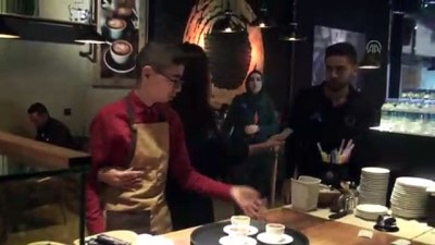farkindalik - 'Müşterilerimiz onların elinden çay içmek istiyor' - TOKAT  Videosu