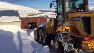  Bingöl'de kar nedeniyle kapanan 73 köy yolu ulaşıma açıldı 