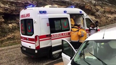 direksiyon - Adıyaman'da trafik kazası: 3 yaralı Videosu