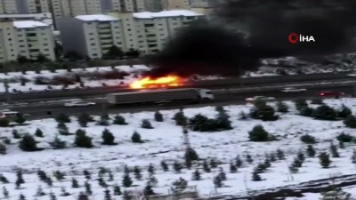  Başkent'te Servis Minibüsü Alev Alev Yandı