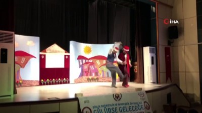 dizi oyuncusu -  Köy okulu öğrencileri tiyatroyla buluştu Videosu