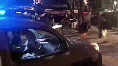 polis telsizi - Araç trafiğine kapalı caddeye giren alkollü sürücü kaza yaptı - ANKARA  Videosu