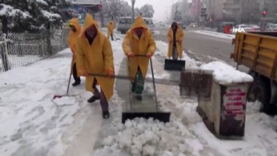 kar yagisi -  Elazığ'da okullar Cuma günüde tatil edildi Videosu