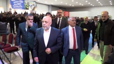 taseron isci - Arslan: 'Cumhurbaşkanı, taşeron işçilere kadroyla haksızlığa meydan okudu' - NİĞDE Videosu