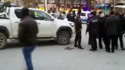 Mersin'de içerisinde 300 bin lira olan poşetin çalındığı iddiası