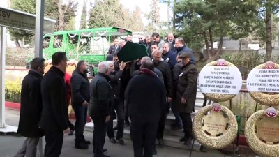 Ufuk Sarıca'nın babası toprağa verildi - İSTANBUL