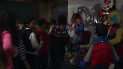 yeni yil -  LÖSEV çocuklarından 2019'a umut dolu bir merhaba Videosu