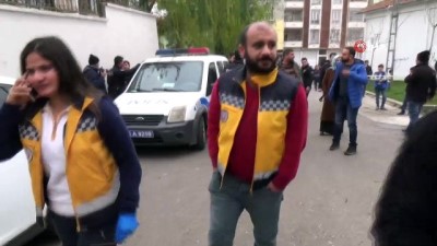  Psikolojik sorunları olan kadın evini yakmak istedi 