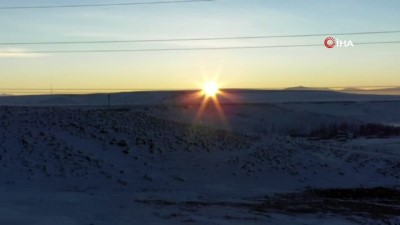 baraj golu -  Termometre eksi 24'ü gördü, Kars buz kesti  Videosu