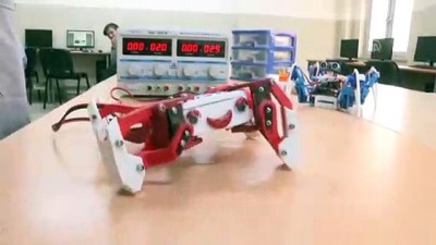 Azmiyle engelleri aşarak robot tasarım ekibine katıldı - SAKARYA 