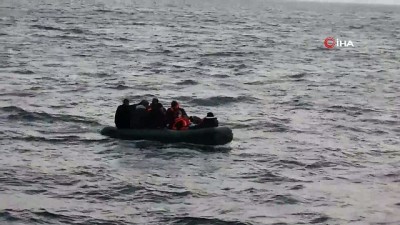  Dikili ve Çeşme'de 59 düzensiz göçmen yakalandı 