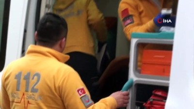 yasli kadin -  Evinde yangın çıkan yaşlı kadın ölümden döndü  Videosu