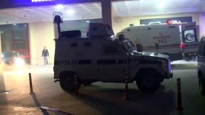 silahli kavga -  Hastane önünde çatışma: 1’i ağır 5 yaralı Videosu