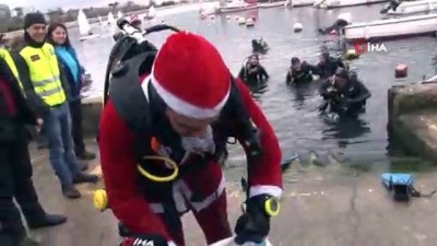 farkindalik yaratma -  Noel Baba deniz dibinden bir torba çöp çıkardı  Videosu