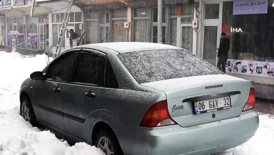 kar yagisi -  Ahlat’ta tüm köy yolları ulaşıma kapandı  Videosu