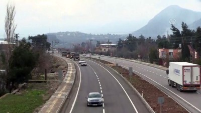 askeri arac - Suriye sınırına askeri sevkiyat - HATAY  Videosu