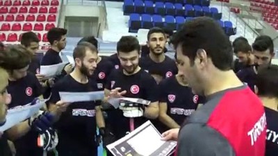 egitim hayati - Kağıt toplayıcılığından milli takıma - AMASYA  Videosu