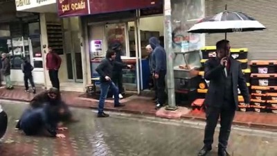 Mersin'de duruşma öncesi kavga: 3 yaralı 