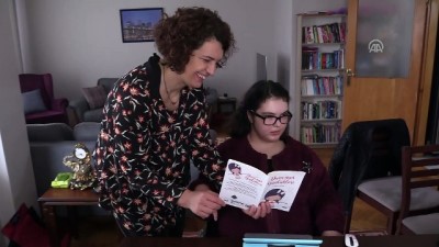 Yazdığı kitabın geliri engellilere gidecek - ÇANAKKALE 