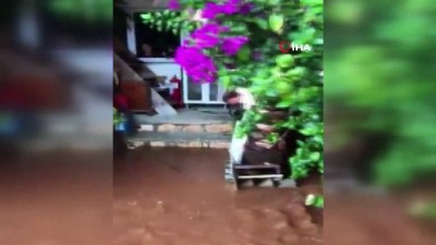  Demre Kekova’da sel 