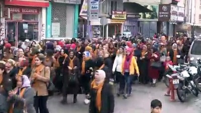 Kadınlar şiddete karşı yürüdü - KİLİS 