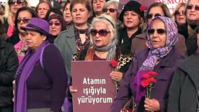 secilme hakki - Seçme ve seçilme hakkı verilmesinin yıl dönümüne davullu kutlama - İZMİR  Videosu