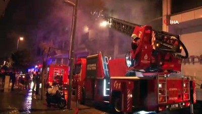  Zeytinburnu’nda 5 katlı bir iş yerinde yangın 
