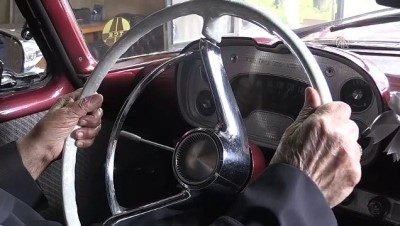 klasik otomobil - Eşinden kalan otomobile gözü gibi bakıyor - ORDU  Videosu
