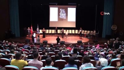 motosikletci -  - Kenan Sofuoğlu'na Uşak'ta anlamlı ödül  Videosu