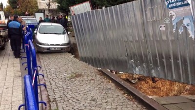 insaat alani - Maltepe'de kaldırımda çökme - İSTANBUL  Videosu