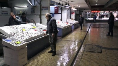 hamsi fiyatlari - Tezgahlardaki balık çeşitliliği yüz güldürüyor - ZONGULDAK Videosu
