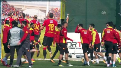 yaris - Demba Ba: 'İnşallah Trabzonspor maçında şans bulabilirim' - İZMİR  Videosu