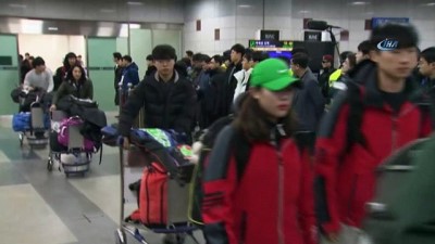 buz pateni -  - Kuzey Koreli atletler Güney Kore’de Videosu